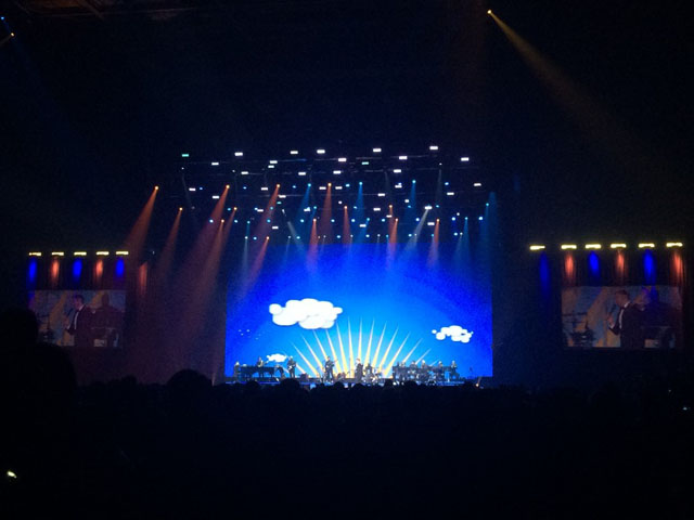 longman stage lighting at tour